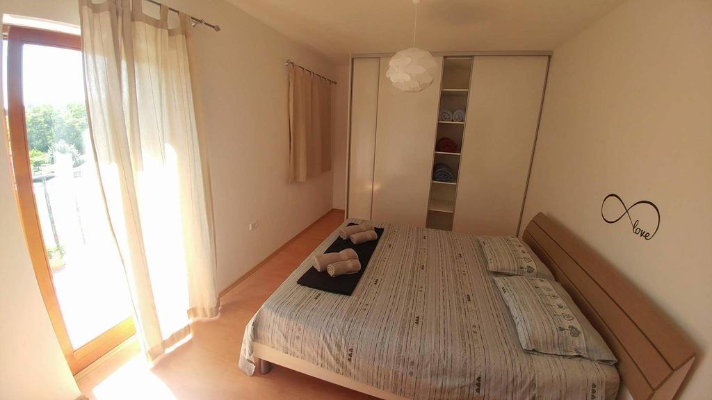 Apartment Kortina Buzet Exterior photo